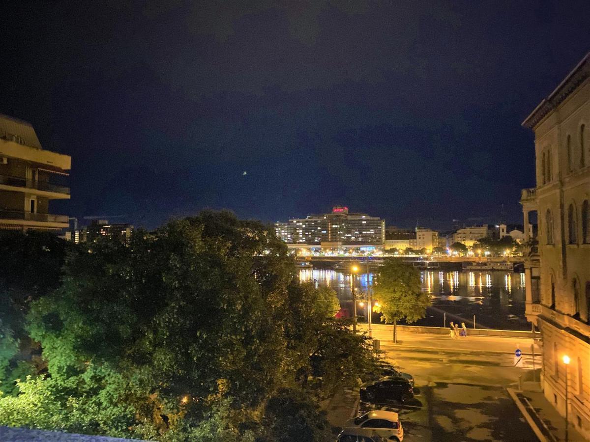 Danube View Artapartment With Balcony ブダペスト エクステリア 写真